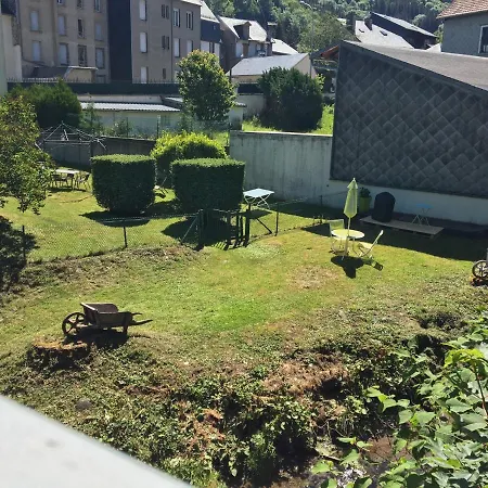 Les Montagnettes Apartment