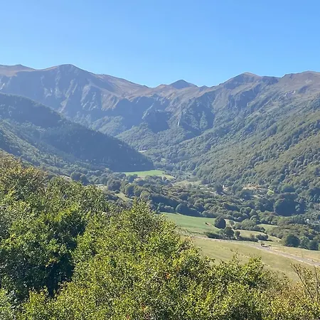 Les Montagnettes *