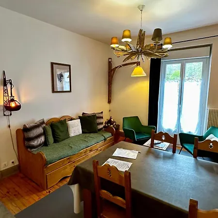 Les Montagnettes Apartment *